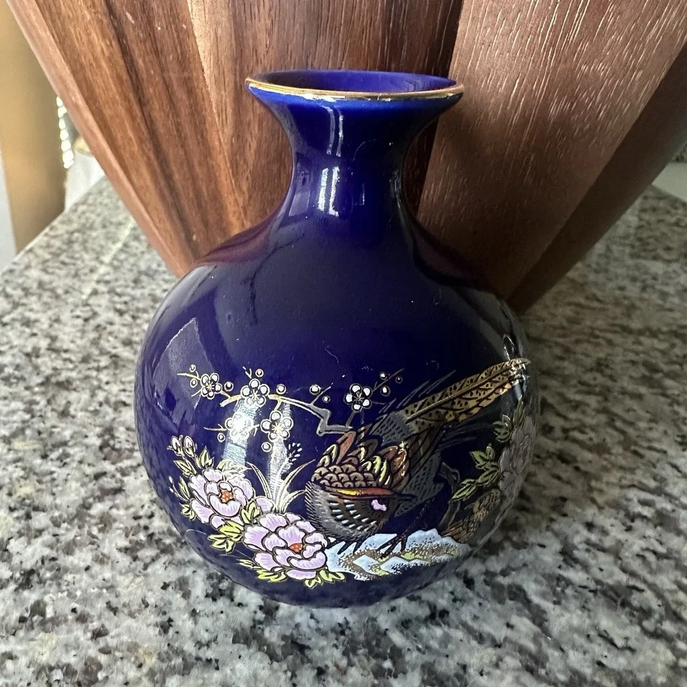 VTG Kutani Vase 4.5 Inch Cobalt Blue Porcelain‎ Japan Gold Bird Blooming Flowers